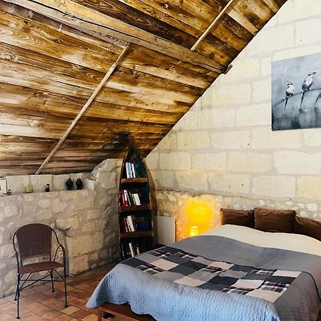 Chateau De La Thibaudiere - Chambre Du Tonneau Allonnes  Екстер'єр фото